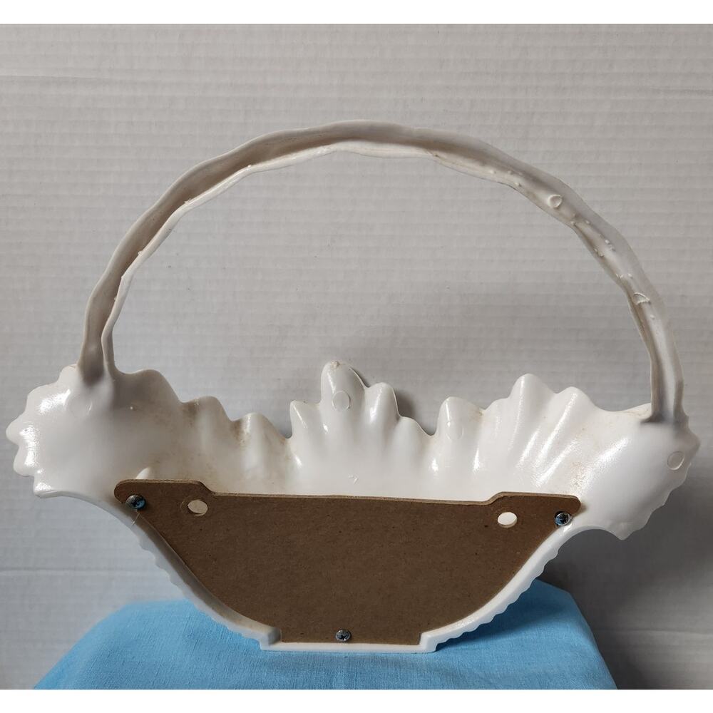 1984 White Hobnail Plastic Decorative Wall Pocket Burwood #2673 - Picture 2 of 6